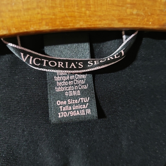 Victoria's Secret Black "Love" Ruffle Kimono Satin Robe OS, lingerie - Picture 5 of 11